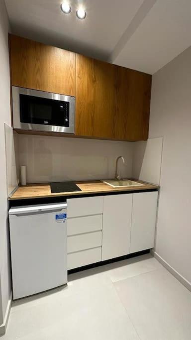 Host Apartament Elio Tirana Exteriér fotografie