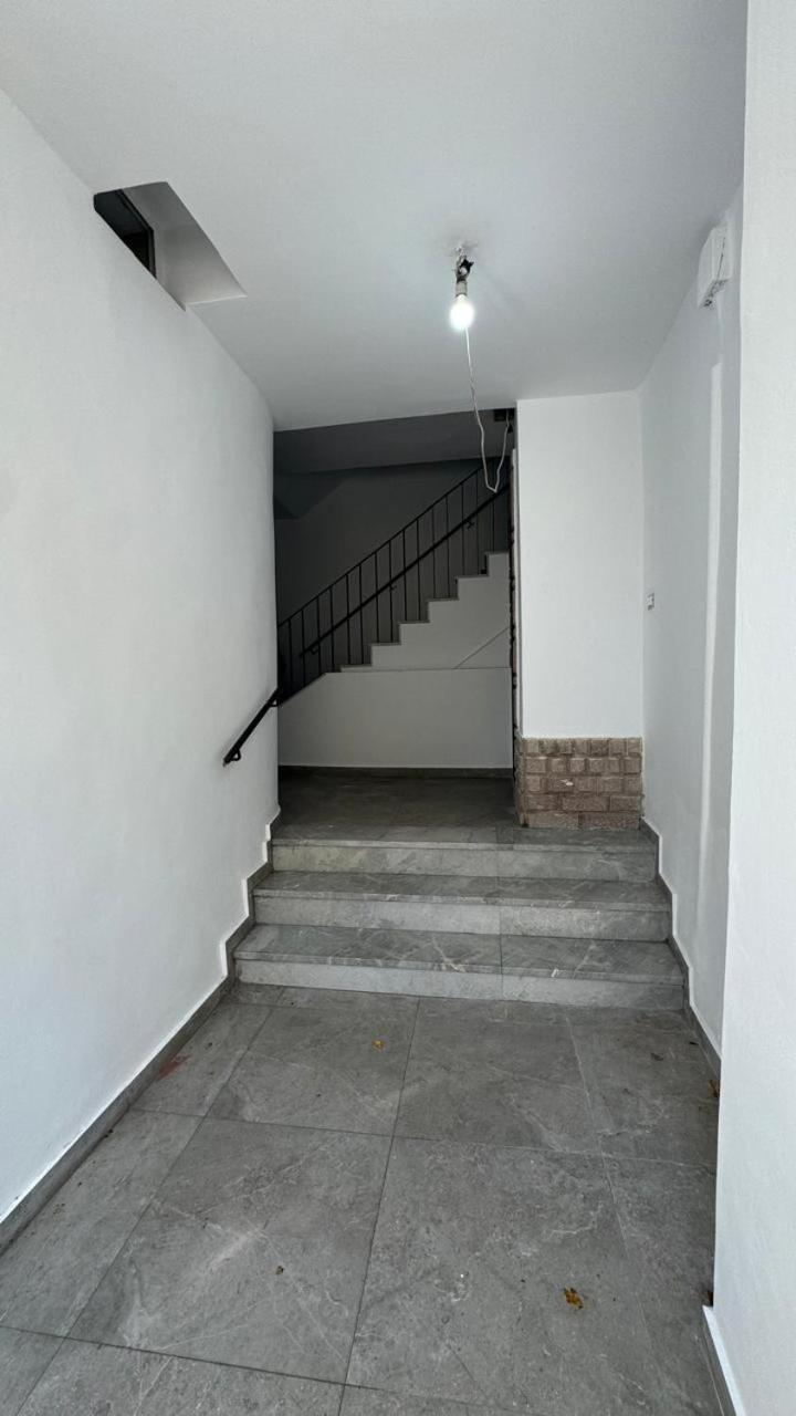 Host Apartament Elio Tirana Exteriér fotografie